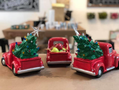 11/18/23 (6:00pm) Vintage Ceramic Light Up Tree