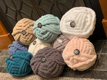 03/1/25 (5:00pm) Cozy Knit Blanket Workshop SPRING SALE!