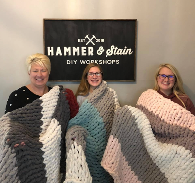 10/07/2023 (6:00pm) Cozy Knit Blanket Workshop